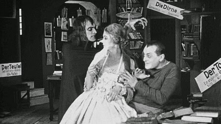 Eerie Tales 1919 still1